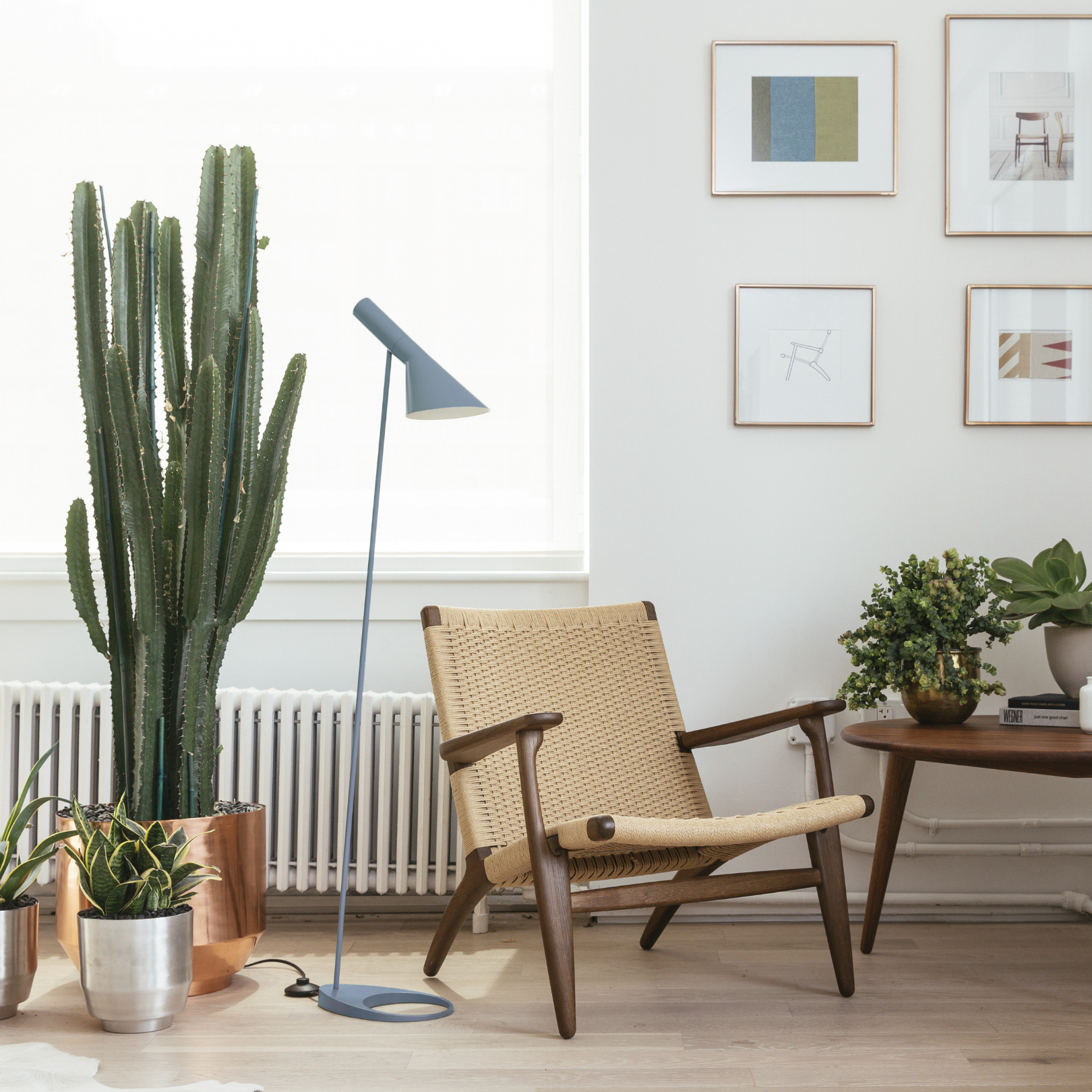 AJ Floor Lamp